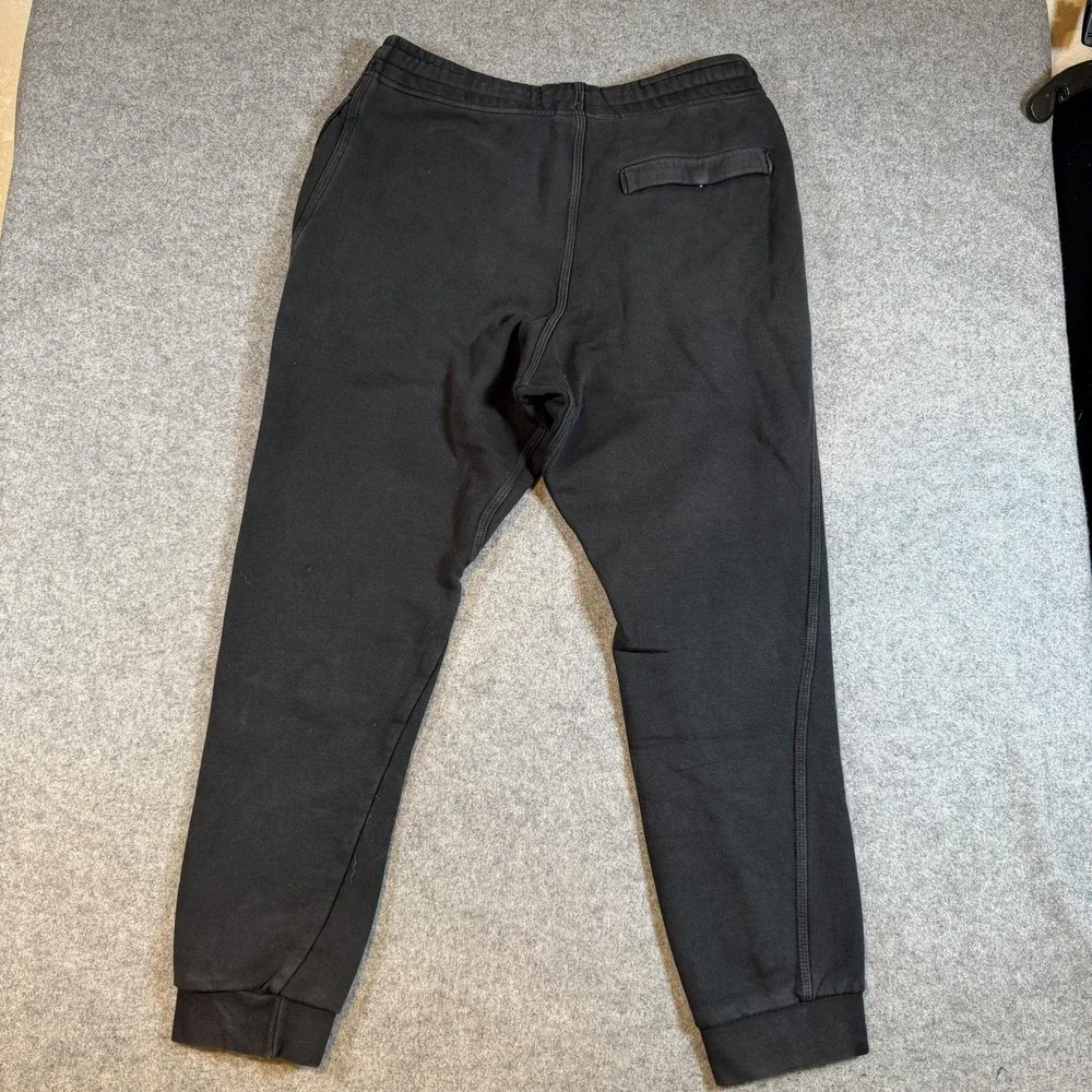 Nike Jogger Pants Mens Medium Black Fleece Athletic Sweatpants Cuffed 716830-010